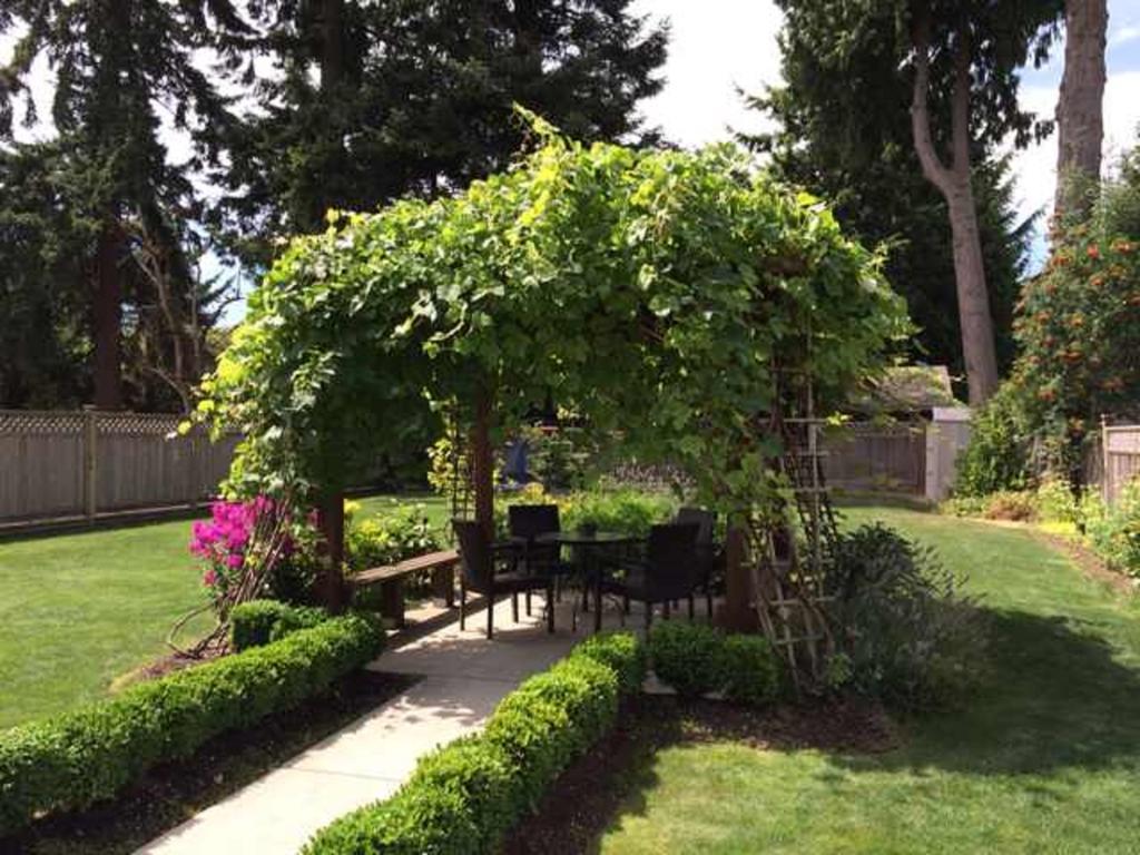 Imperial House Bed & Breakfast Burnaby Eksteriør bilde