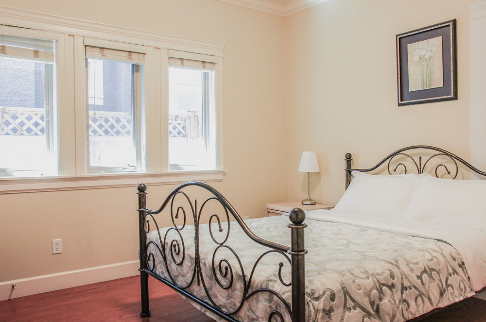 Imperial House Bed & Breakfast Burnaby Eksteriør bilde